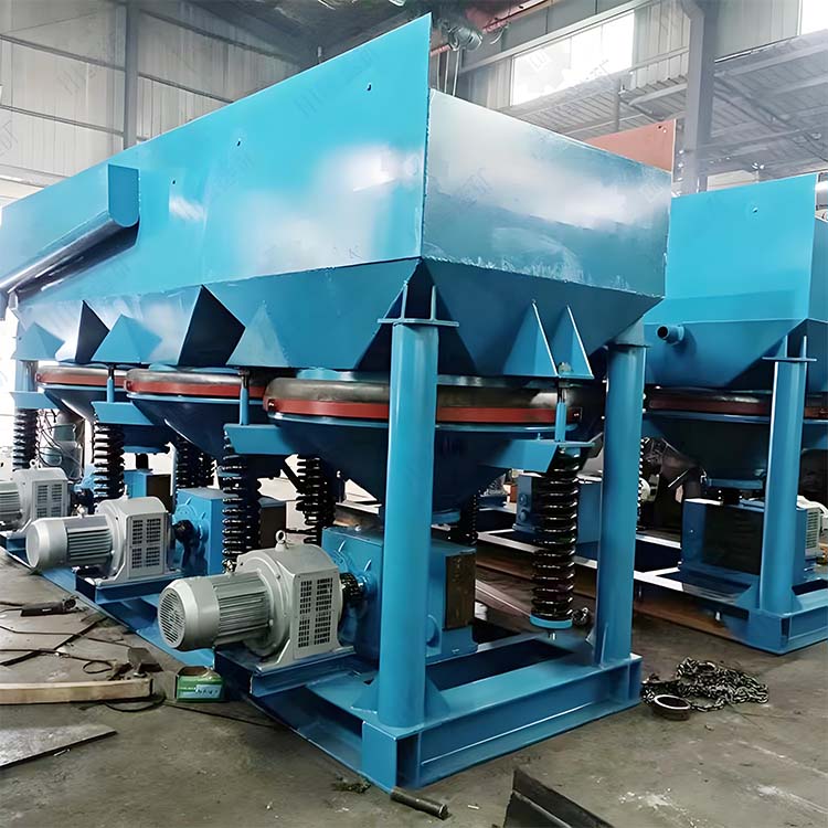 锯齿波跳汰机梯形与矩形跳汰室的核心区别