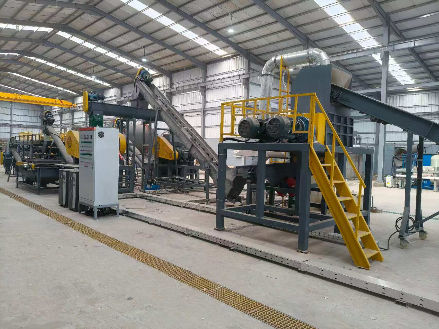 废旧铅酸电池回收设备